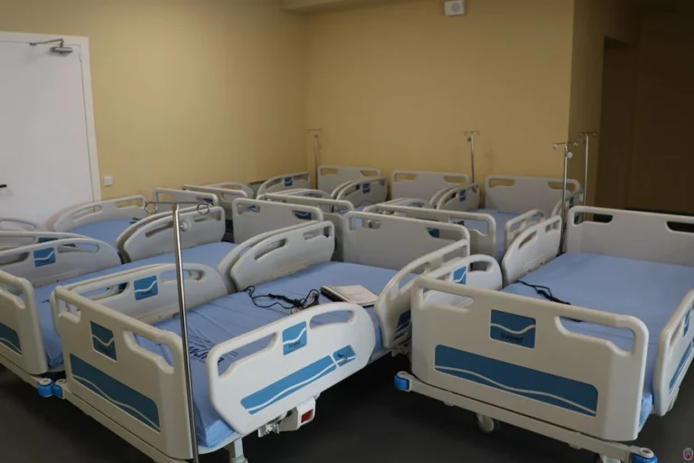 Нововоронцовська лікарня отримала від Нідерландів ліжка