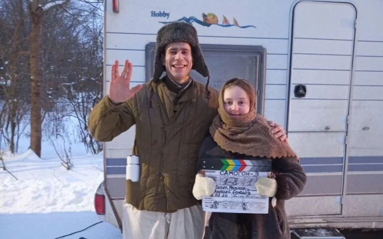 Окупанти залучили дитину з Херсонщини до зйомок російського військового серіалу «Самогон»