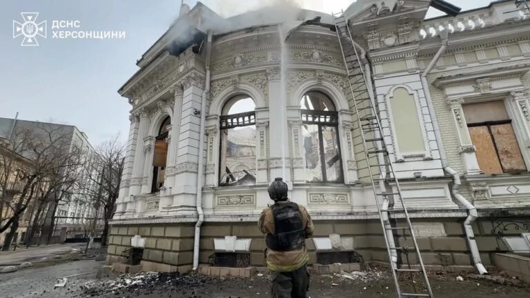 Окупанти знищили пам’ятку архітектури у Херсоні (фото)