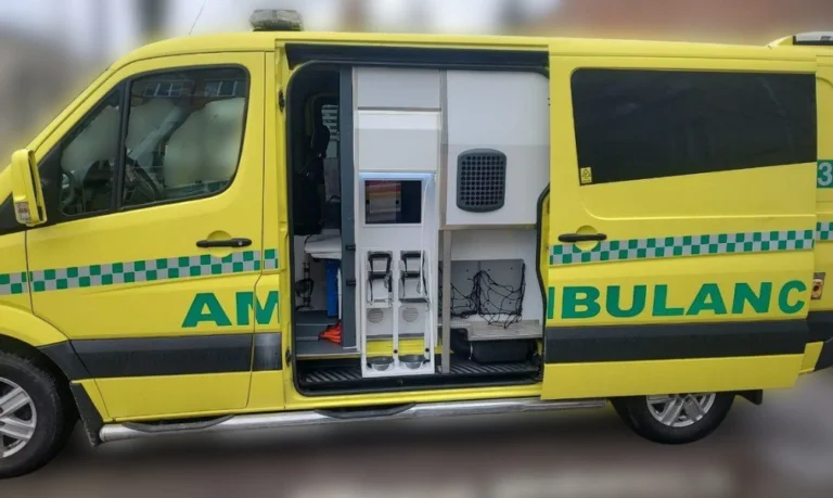 Healthcare facilities in the Kherson region received two new special vehicles