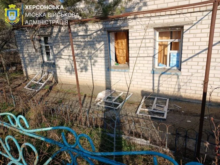 Військові РФ атакували «Молнією» селище на Херсонщині