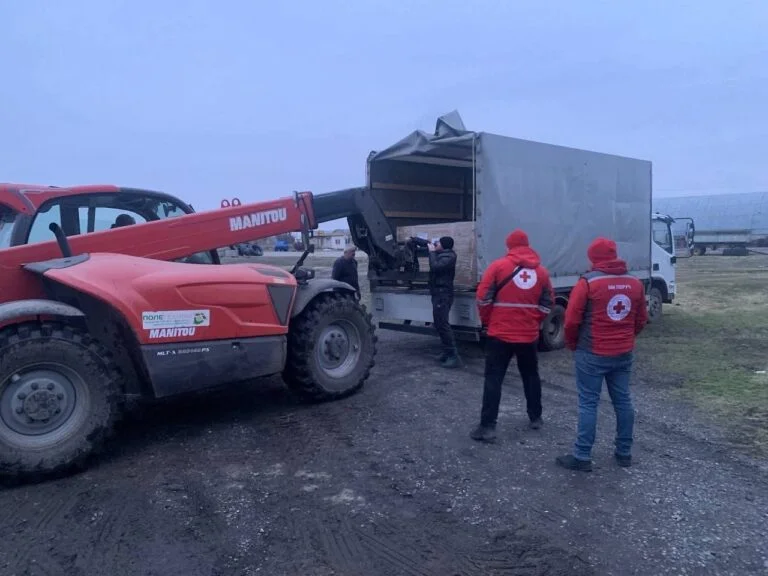 Ten communities in Kherson region received generators from the Red Cross
