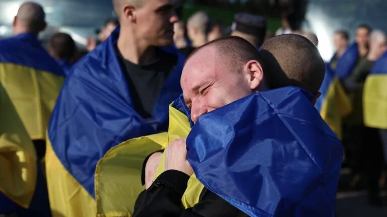 Із російського полону повернулося восьмеро військовослужбовців із Херсонщини