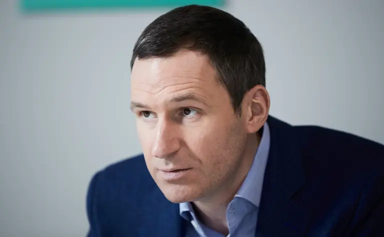 Чиновника з РФ, який обіцяв сміттєпереробні заводи на окупованій Херсонщині, росіяни підозрюють у шахрайстві